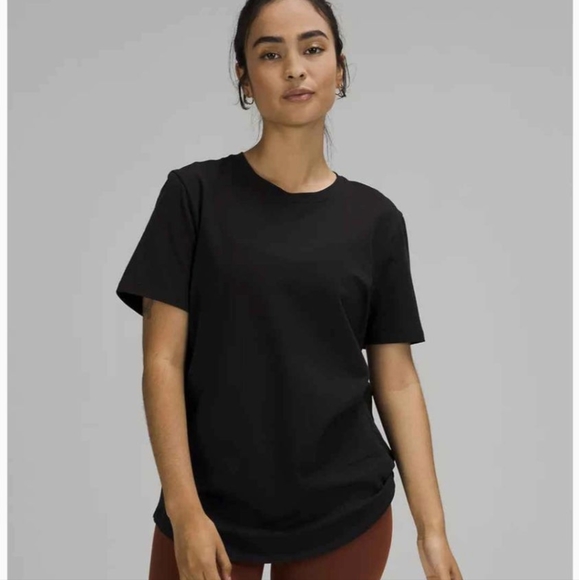 1/3 Lululemon love tee black size 6 - Picture 1 of 2